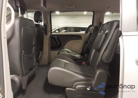 2015 Chrysler Town & Country Touring-L from USA, damaged, VIN 2C4RC1CG1FR547225